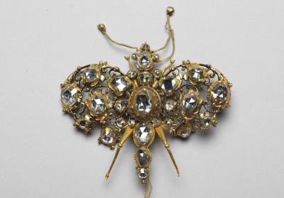 图片[2]-Ornament in the form of a butterfly with diamond inlay, 18th century-China Archive